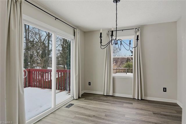 2007 Carlisle Way, High Point, NC 27262