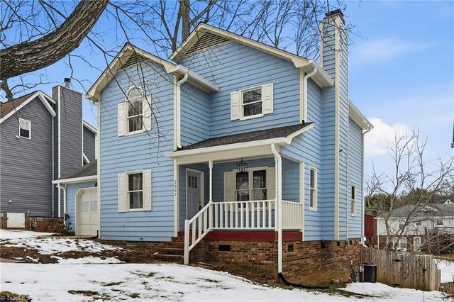 2007 Carlisle Way, High Point, NC 27262