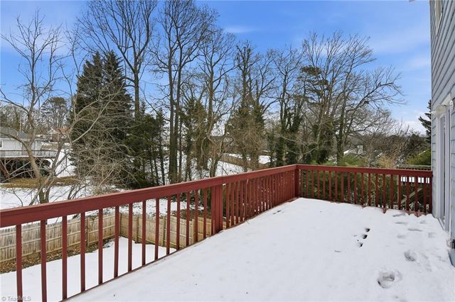 2007 Carlisle Way, High Point, NC 27262