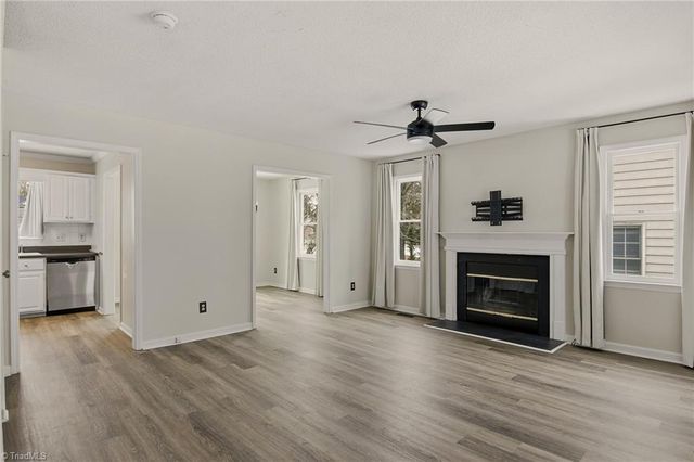 2007 Carlisle Way, High Point, NC 27262