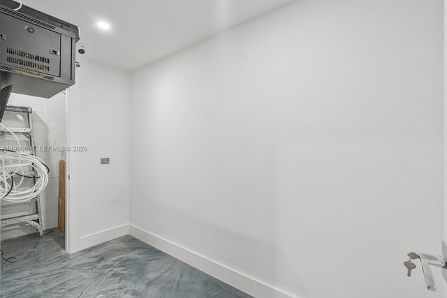 2075 W 76th St 1, Hialeah, FL 33016