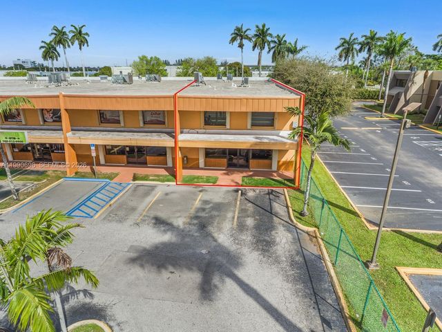 2075 W 76th St 1, Hialeah, FL 33016