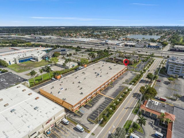 2075 W 76th St 1, Hialeah, FL 33016