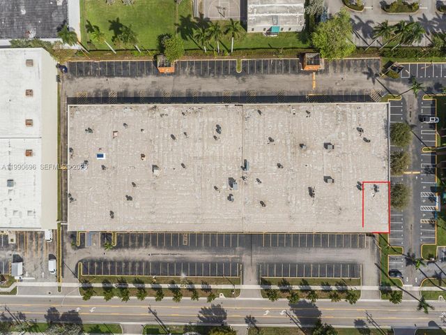 2075 W 76th St 1, Hialeah, FL 33016