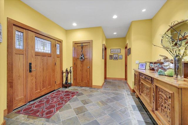 1990 Cobblestone Ct, Yuba City, CA 95993