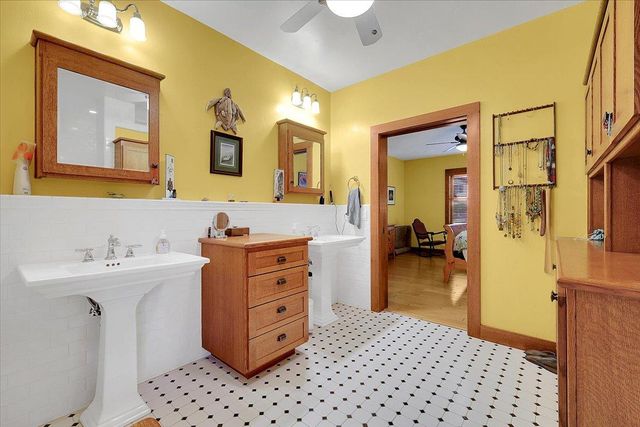 1990 Cobblestone Ct, Yuba City, CA 95993