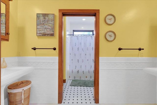 1990 Cobblestone Ct, Yuba City, CA 95993