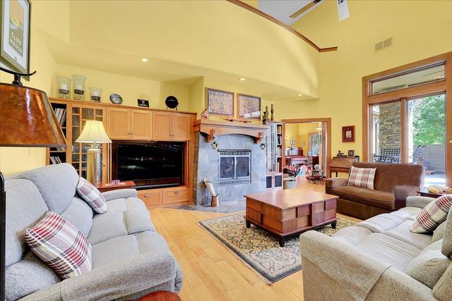 1990 Cobblestone Ct, Yuba City, CA 95993