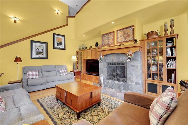1990 Cobblestone Ct, Yuba City, CA 95993