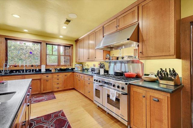 1990 Cobblestone Ct, Yuba City, CA 95993
