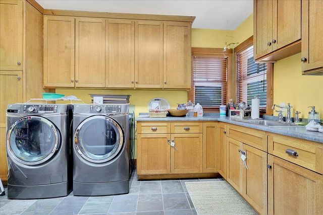 1990 Cobblestone Ct, Yuba City, CA 95993