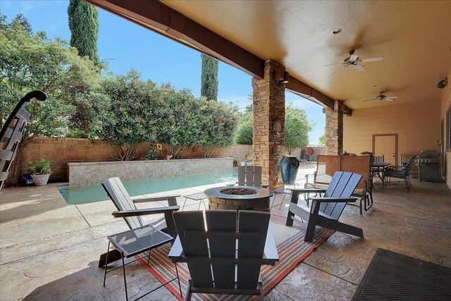1990 Cobblestone Ct, Yuba City, CA 95993