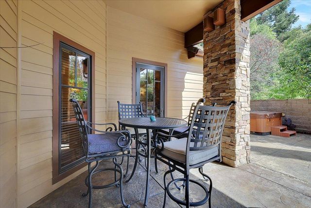 1990 Cobblestone Ct, Yuba City, CA 95993