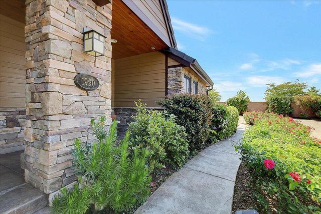 1990 Cobblestone Ct, Yuba City, CA 95993