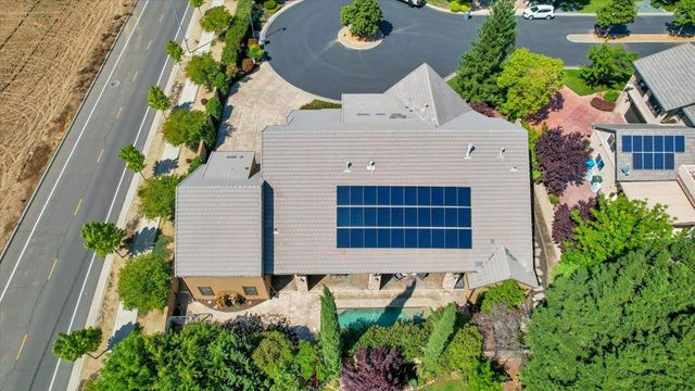 1990 Cobblestone Ct, Yuba City, CA 95993