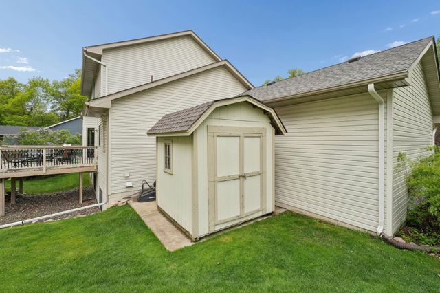 6102 Wildwood Way, Monticello, MN 55362