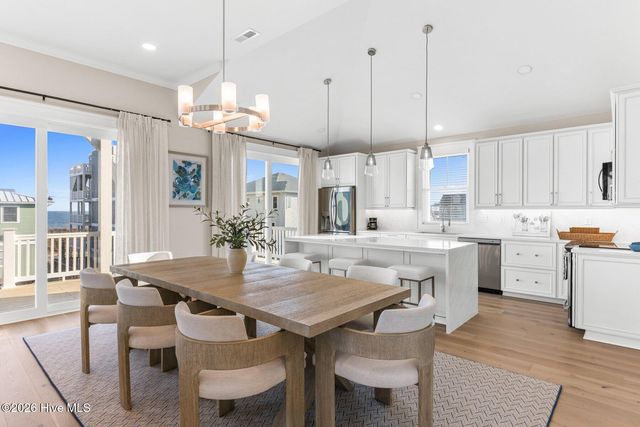 1826 N New River Drive, Surf City, NC 28445