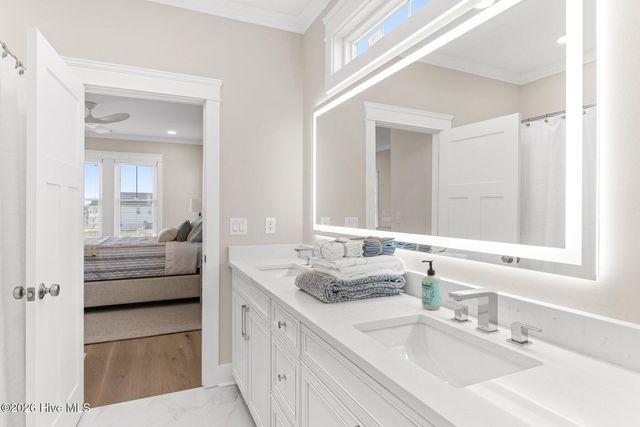 1826 N New River Drive, Surf City, NC 28445