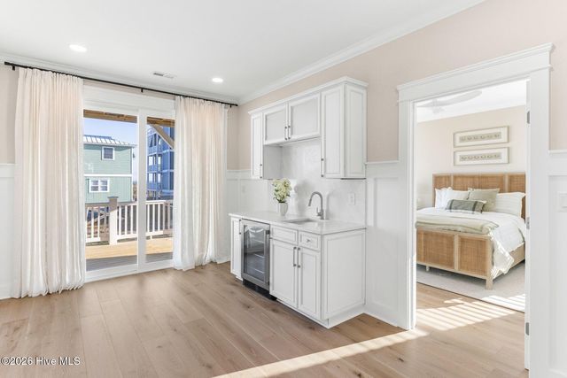 1826 N New River Drive, Surf City, NC 28445