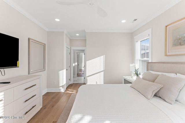 1826 N New River Drive, Surf City, NC 28445