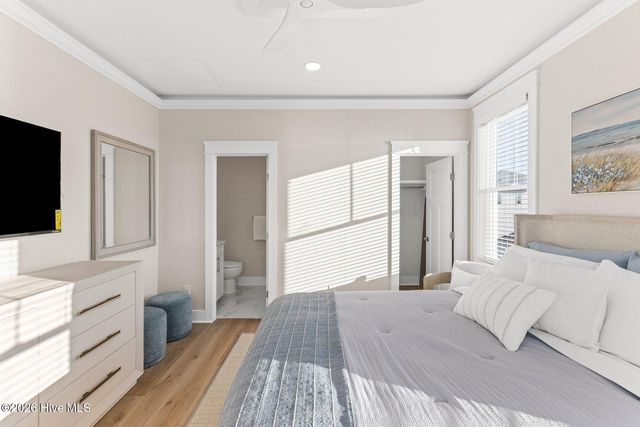 1826 N New River Drive, Surf City, NC 28445