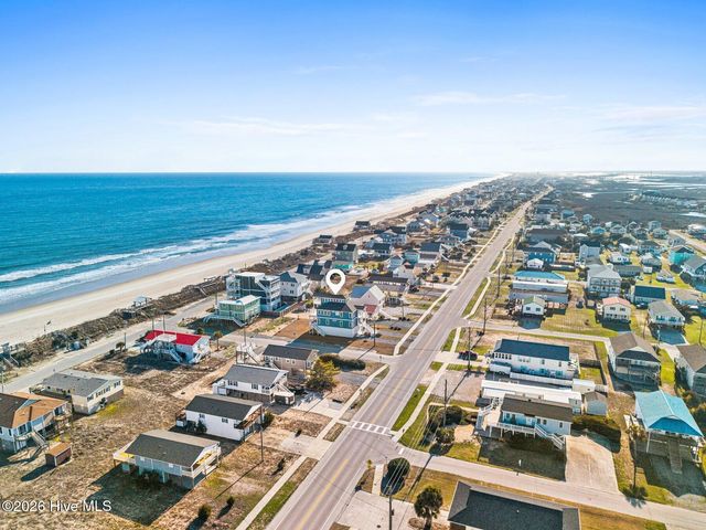1826 N New River Drive, Surf City, NC 28445