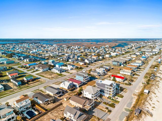 1826 N New River Drive, Surf City, NC 28445