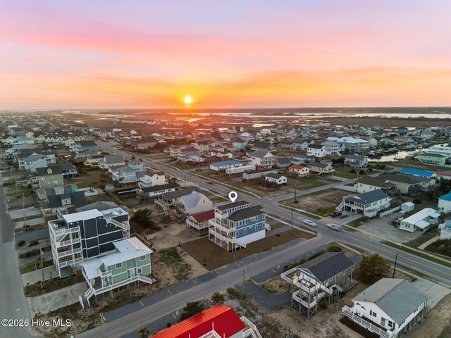 1826 N New River Drive, Surf City, NC 28445