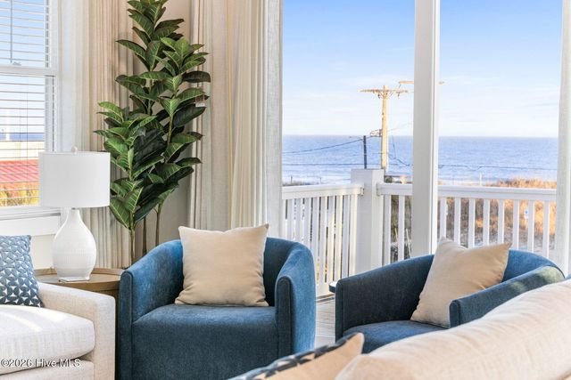 1826 N New River Drive, Surf City, NC 28445