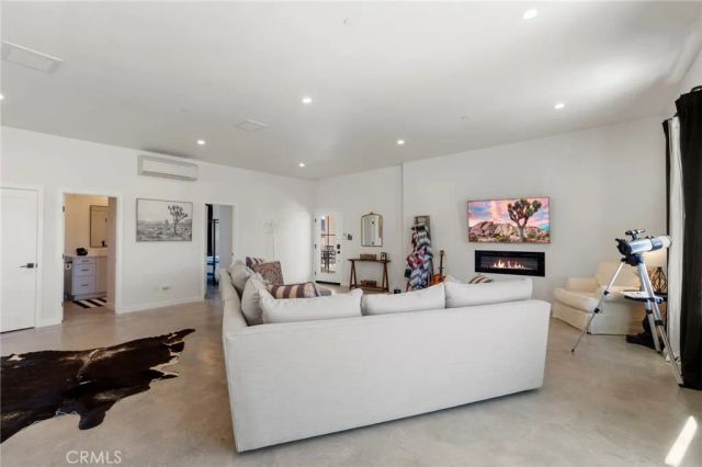 5145 Tom Mix, Pioneertown, CA 92268