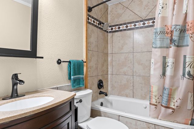 1059 FILLMORE DR, San Antonio, TX 78245