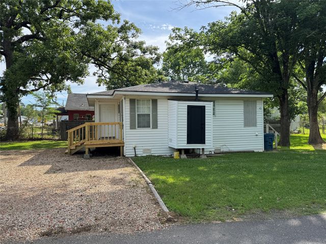 231 W Daugherty Avenue, Shreveport, LA 71107