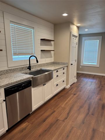 231 W Daugherty Avenue, Shreveport, LA 71107