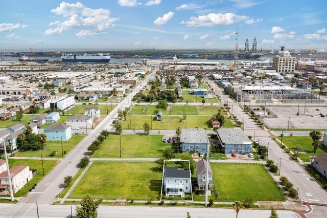 2714 Ball A - 1, Galveston, TX 77550