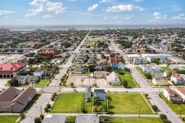 2714 Ball A - 1, Galveston, TX 77550