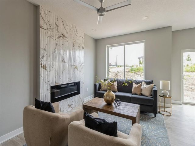 15540 Rocklyn Place, Clive, IA 50325