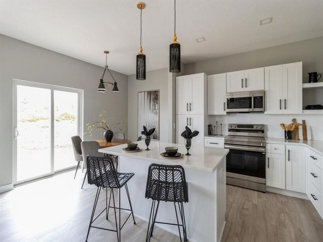 15540 Rocklyn Place, Clive, IA 50325