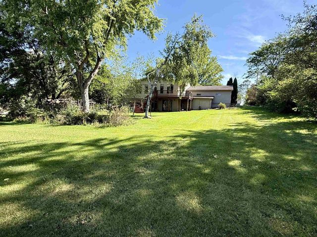 1005 S WEBSTER AVENUE, Omro, WI 54963
