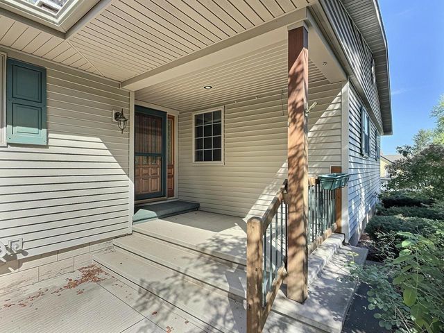 1005 S WEBSTER AVENUE, Omro, WI 54963