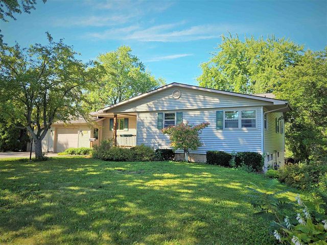 1005 S WEBSTER AVENUE, Omro, WI 54963