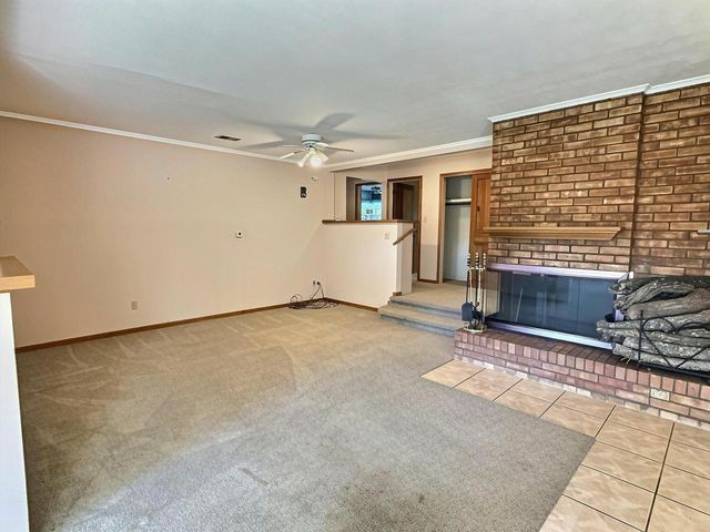 1005 S WEBSTER AVENUE, Omro, WI 54963