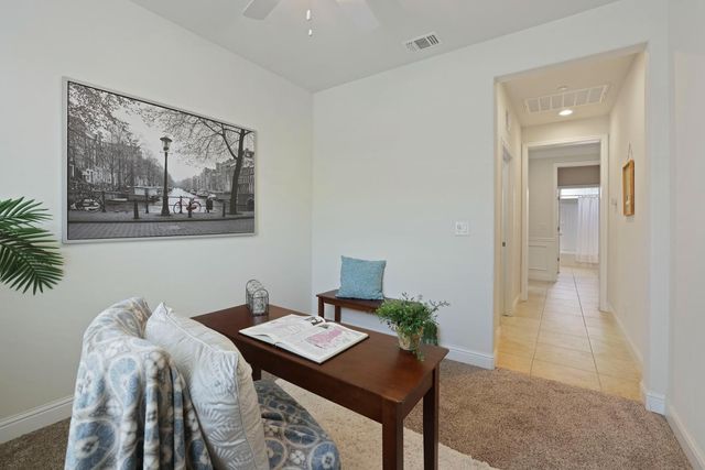 2415 Plumcreek Ln, Manteca, CA 95336