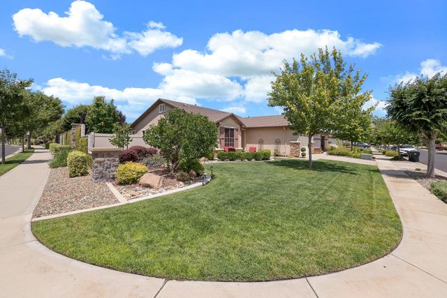 2415 Plumcreek Ln, Manteca, CA 95336