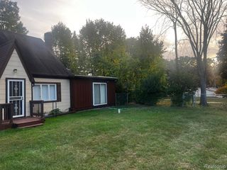 3364 E Pierson Road, Flint, MI 48506