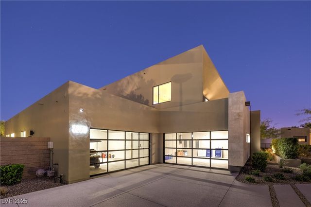 7070 Nomi Court, Las Vegas, NV 89120