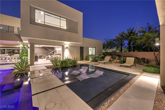 7070 Nomi Court, Las Vegas, NV 89120