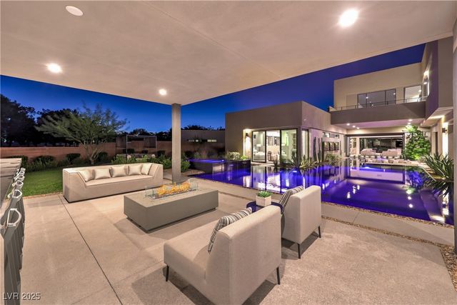 7070 Nomi Court, Las Vegas, NV 89120