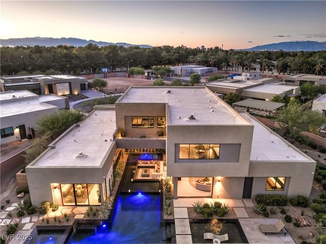 7070 Nomi Court, Las Vegas, NV 89120