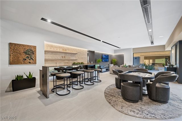 7070 Nomi Court, Las Vegas, NV 89120