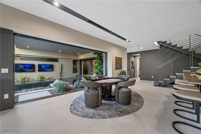 7070 Nomi Court, Las Vegas, NV 89120